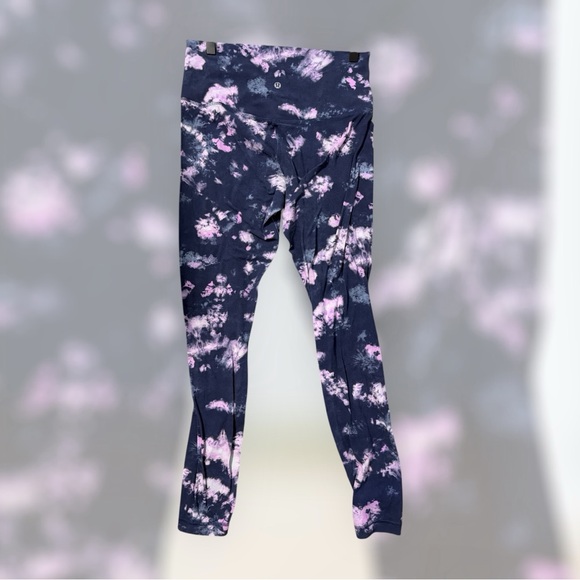 Lululemon Align High-Rise Pant 25"
Circulate Tie Dye Mineral Blue Multi - Picture 3 of 3